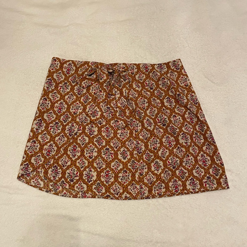 Women’s Mock Wrap Mini Skirt